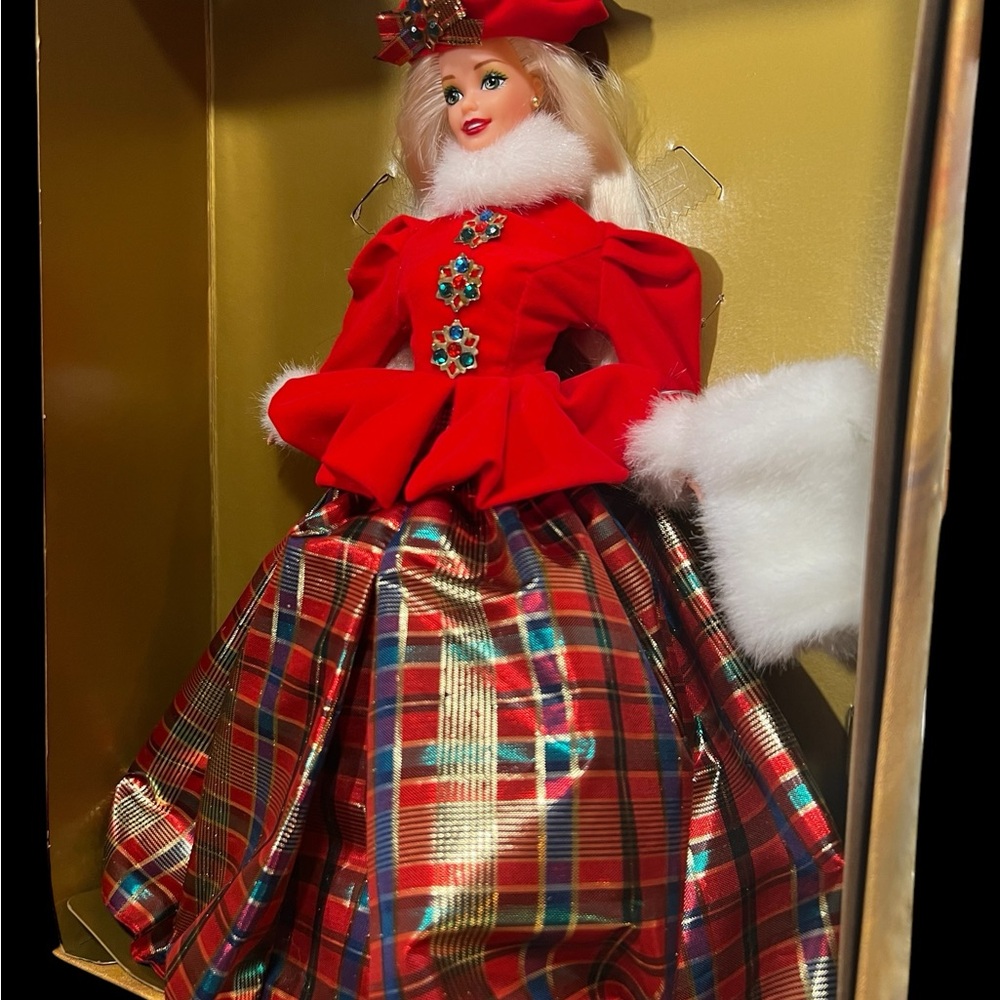 1996 MATTEL BARBIE Doll Jewel
Princess Barbie The Winter
Princess Collection